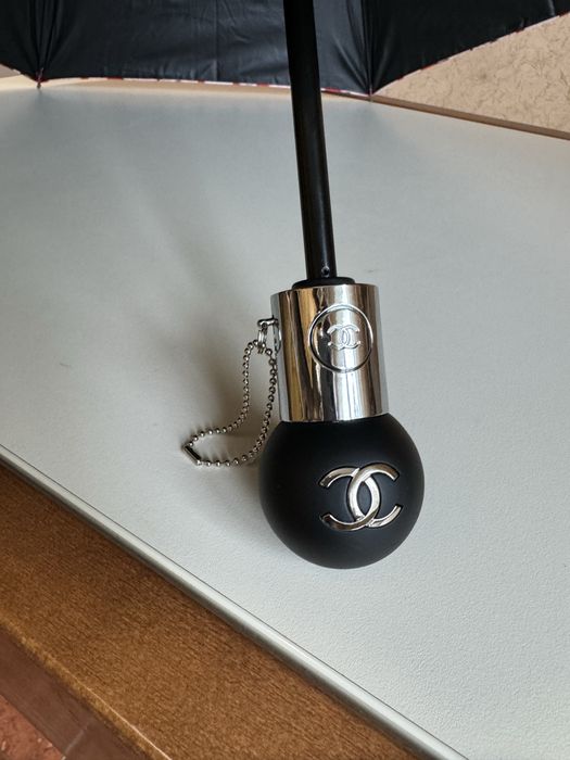 Парасолі автомат