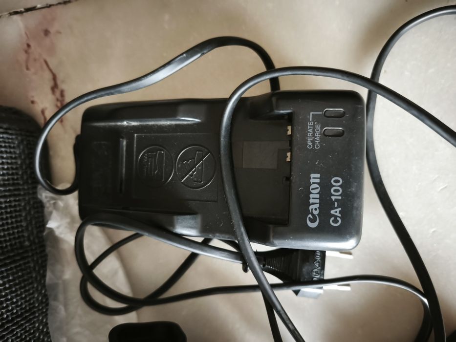 Old 8mm Video Camera64354205088643121