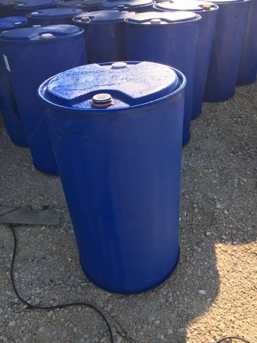 Barricas bidões 220 litros plástico