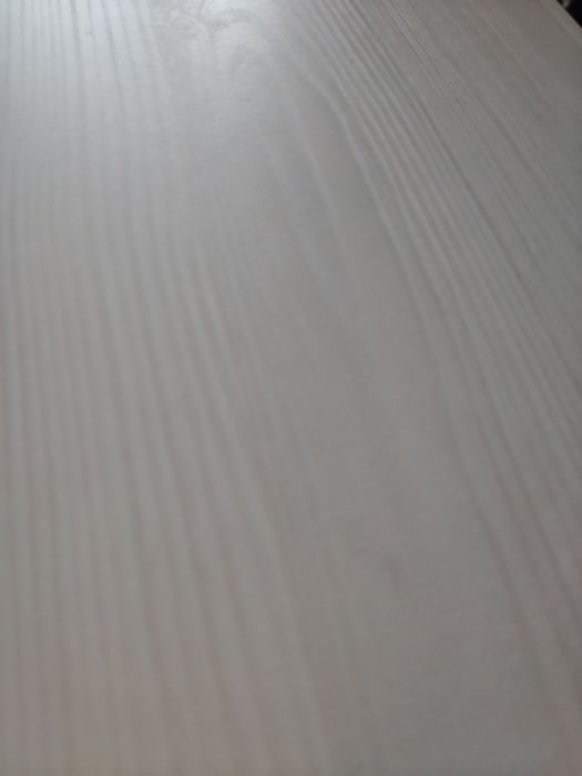 Szafa biała w strukturze drewna 202x80x55 cm