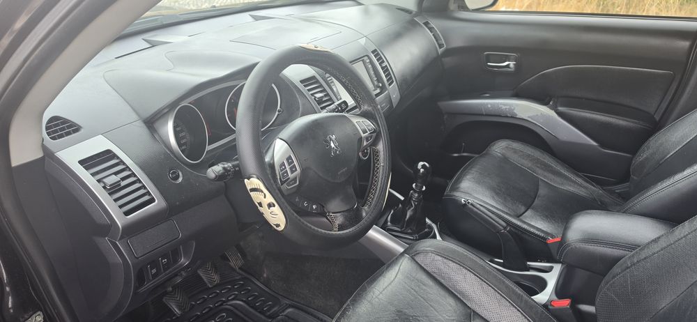 Peugeot 4007 2.2 HDI 7 lugar.