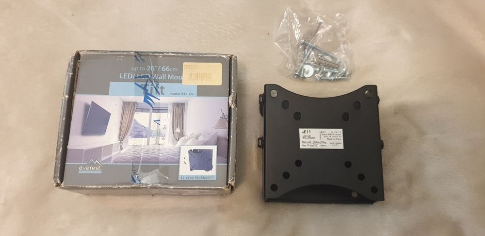 Кріплення для телевізора