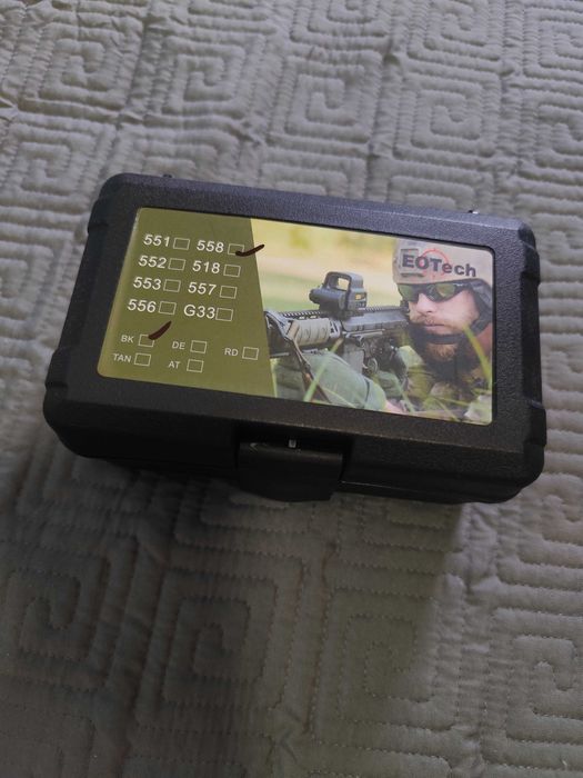 Red hot Eotech 558