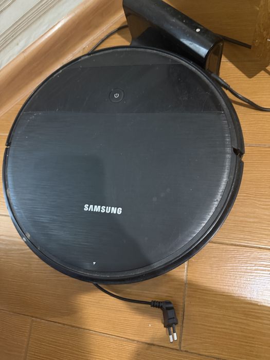 Робот-пилосос б/у