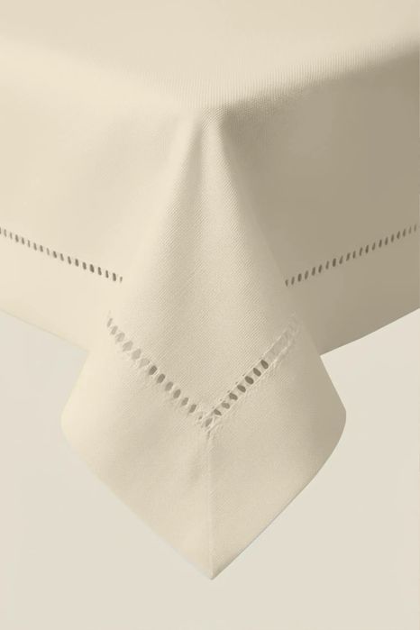 Obrus 140x180 Classy beżowy z mereżką