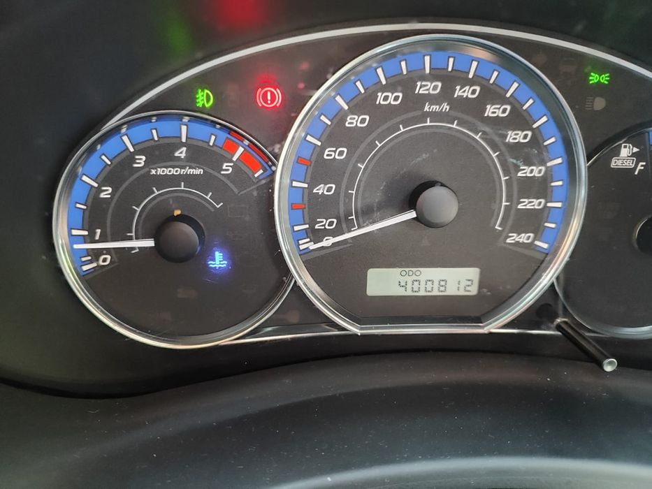 На повному приводі, у справному стані