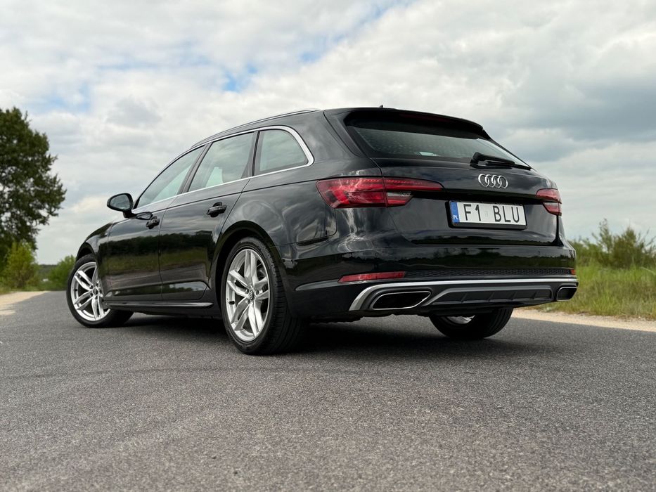 Audi A4 Avant S-LINE Competition