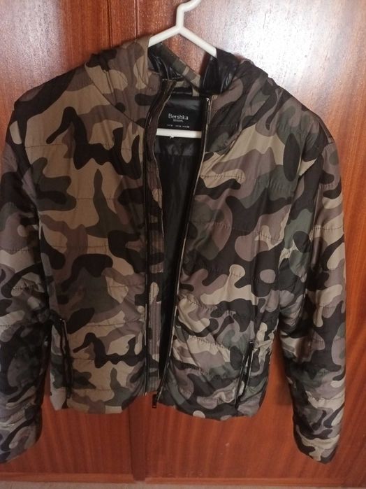 Kispo ,marca bershka, tamanho M,como novo