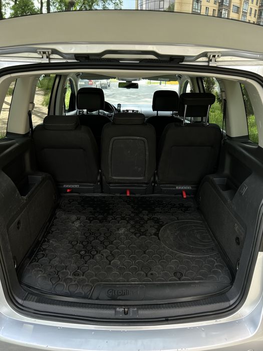 Volkswagen touran 2015 2.0 tdi автомат