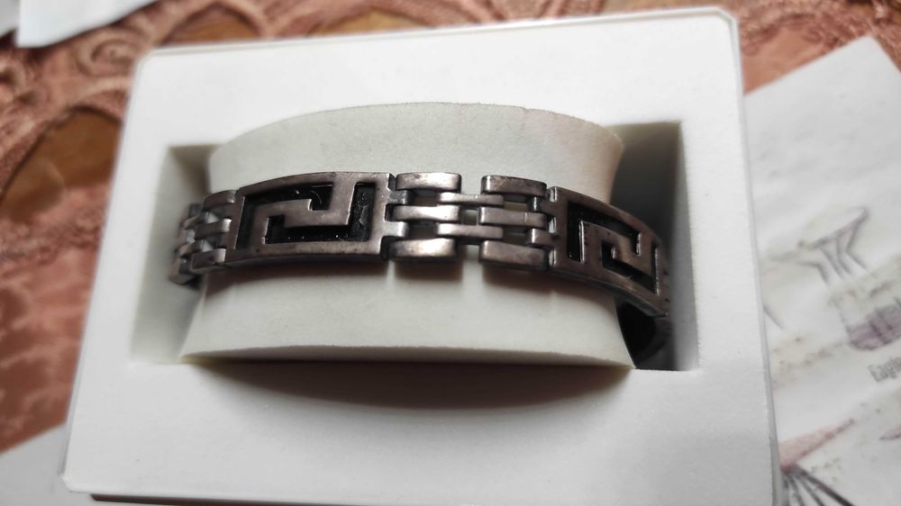 продам браслет серебро