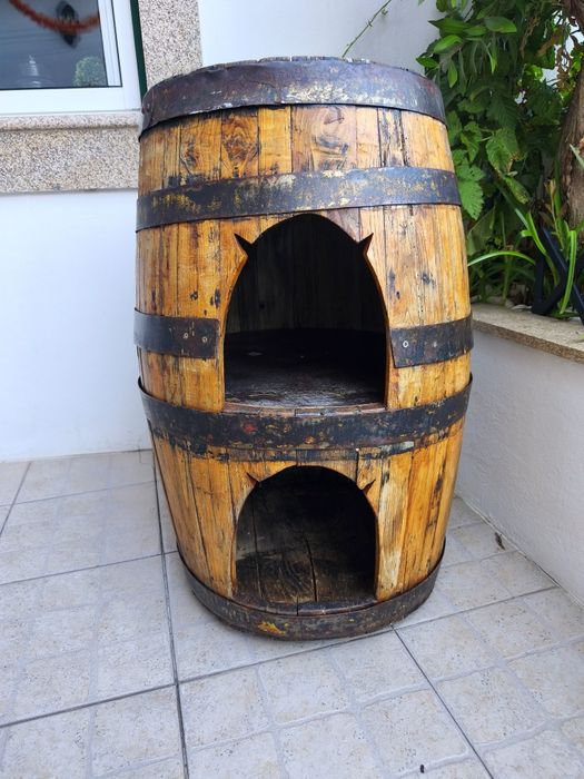Pipo de madeira para gatos