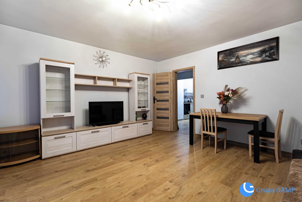 2 niezależne pokoje*49m2*Kurdwanów*Wysłouchów