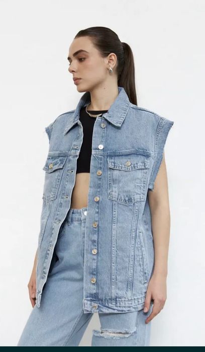 Безрукавка жилетка українського бренду VLORIA жіноча джинсова