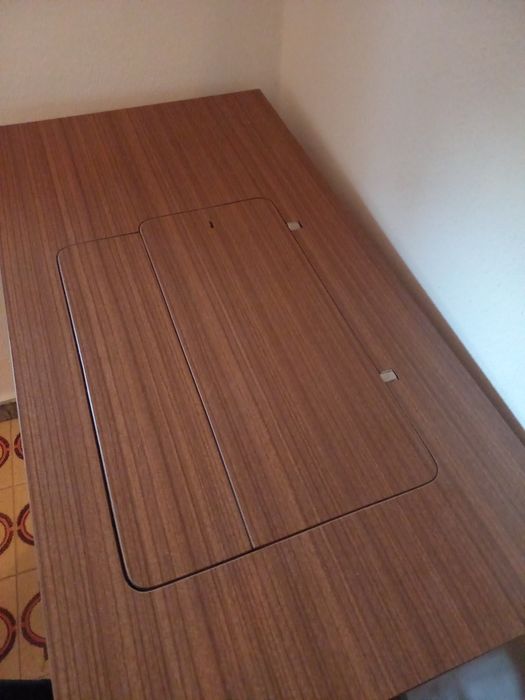 Máquina de costura antiga