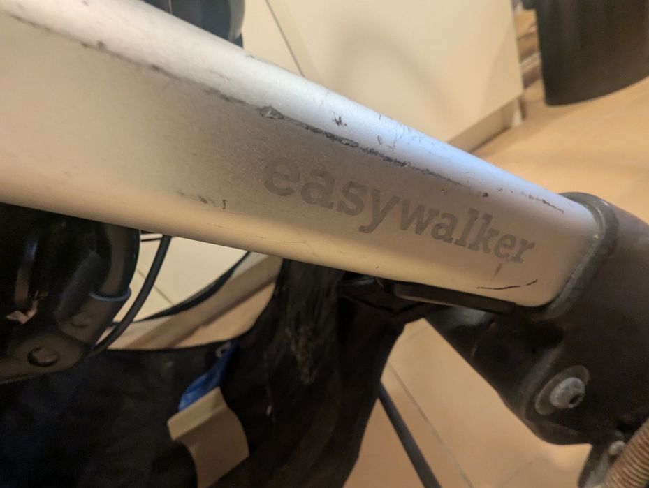Carrinho de bebé easywalker