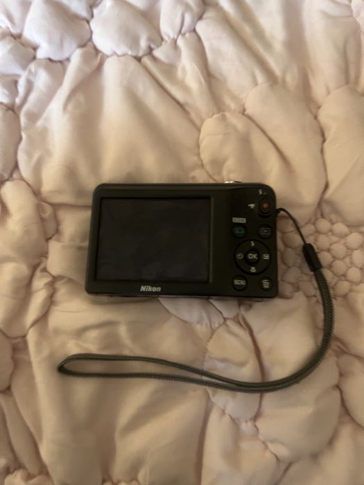 Nikon coolpix L27