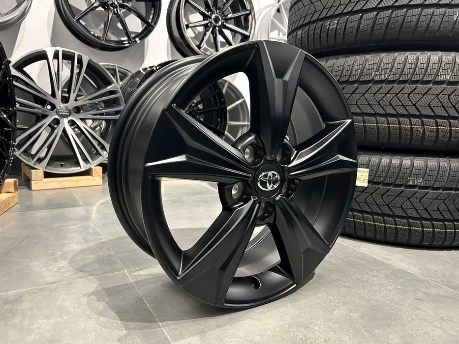 Oryginalne felgi 17 5x114.3 ET45 Toyota CHR I Corolla Cross Lexus UX