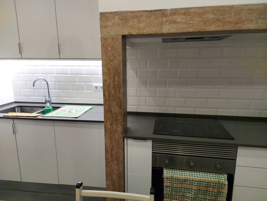 Quartos compartilhado em  Avenida Almirante Reis, Arroios