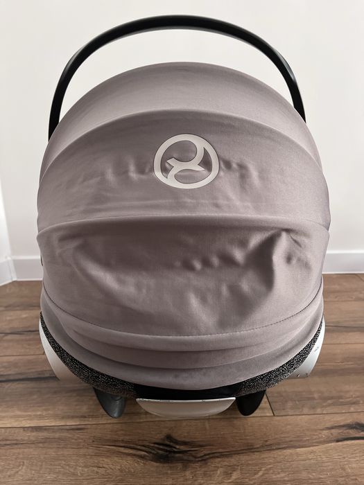 Автолюлька Cybex, автокрісло Сайбекс