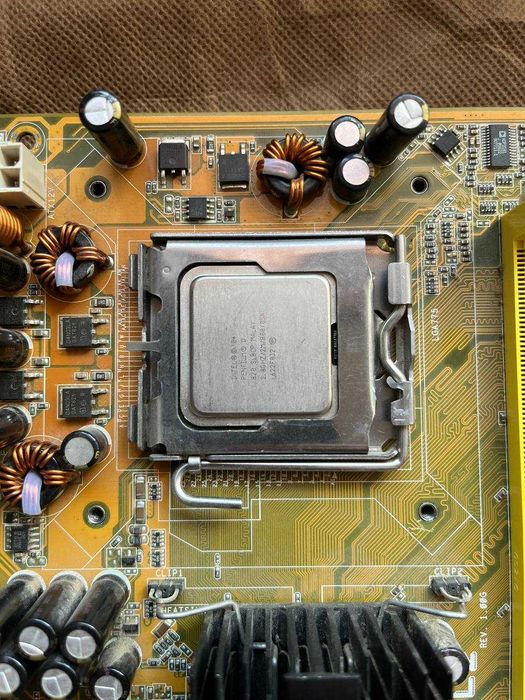 Asus P5PL2/Intel Pentium D820 2.80GHz/RAM 3.5GB DDR2/DeepCool CK-11508
