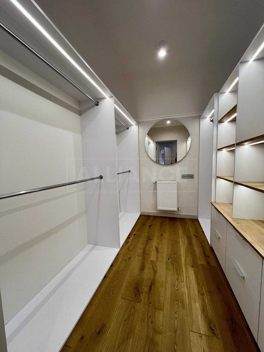 Просторий 2х пов. будинок з ділянкою 9 сот. Ремонт, меблі та техніка!