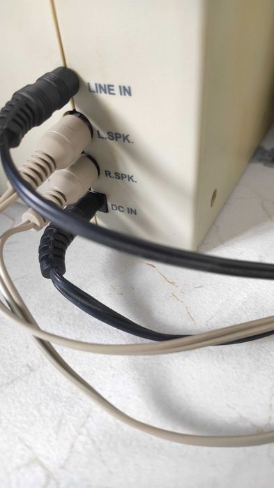 Głośniki komputerowe marki JS + subwoofer