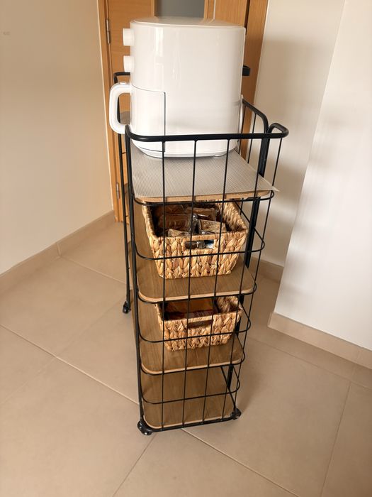 Carro de apoio como novo