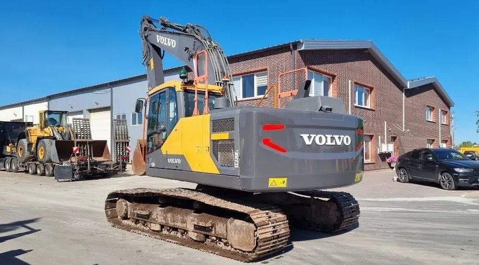 Экскаватор Volvo Ec 220 EL , 2020 года