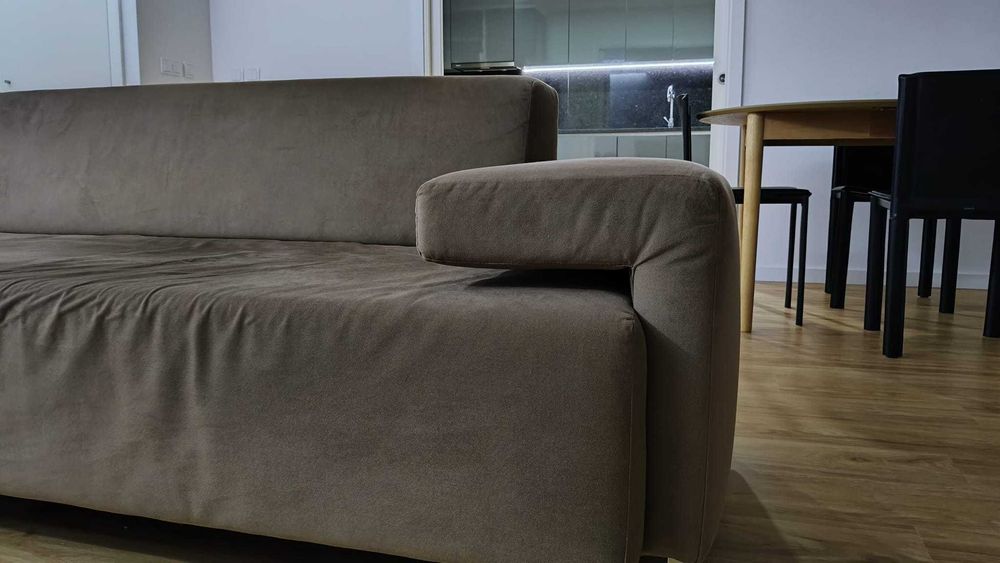 Sofá com chaiselongue
