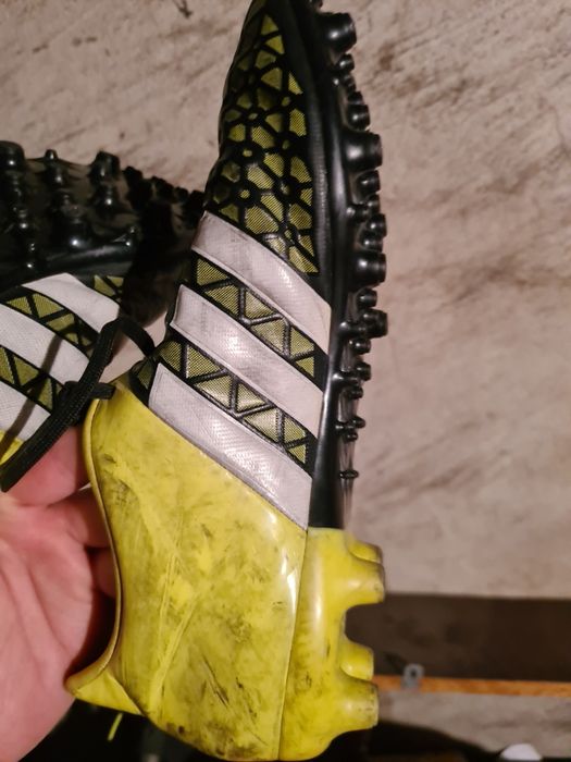 BUTY/korki ADIDAS 41