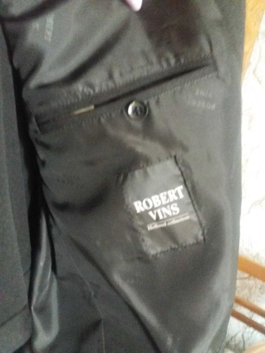 Продам мужской костюм