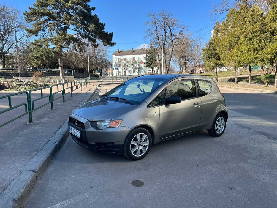 Продам Mitsubishi Colt 2009, 1.3 бензин. Власник.