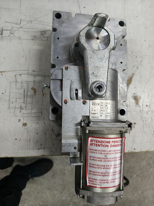 CAME GARDA 8 reduktor siłownik szlabanu