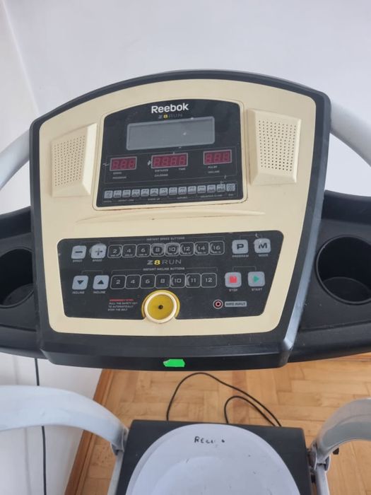 Na sprzedaż bieżnia Reebok Z8 Run. Sprzęt używany, w pełni sprawny i gotowy do treningu.