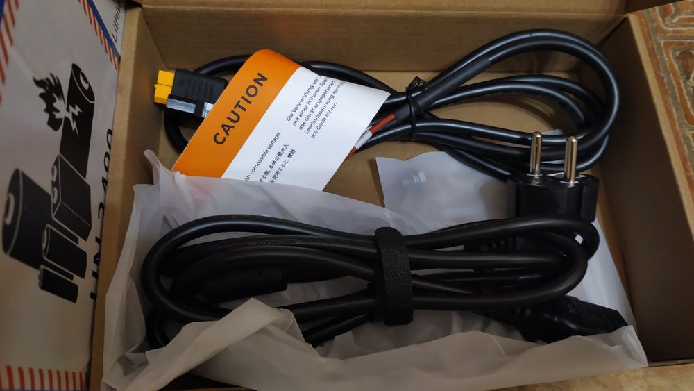 Зарядна станція BLUETTI AC2P