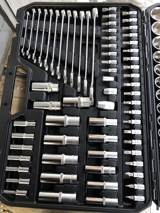 Набор инструмента Yato 216 предметов YT-38841 Купуйте нас без ризику.