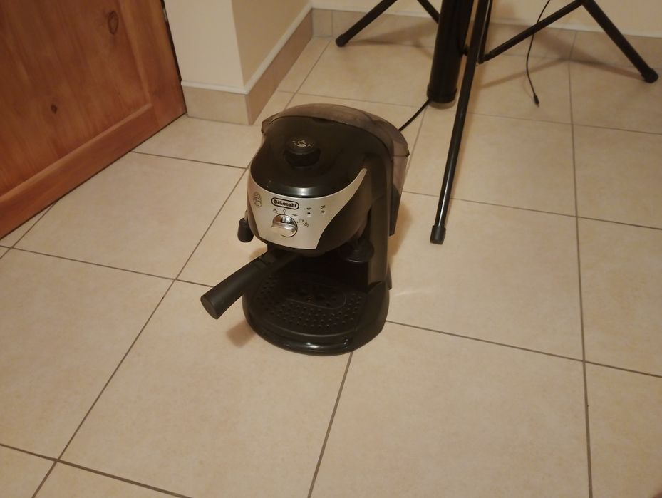 Sprzedam ekspres do kawy stan  nowy