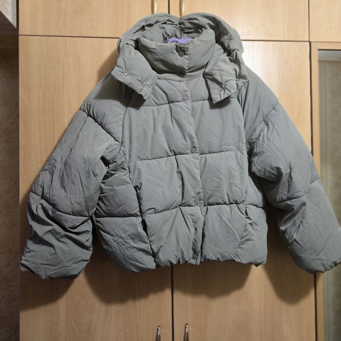 Трендова Куртка-пуфер Bershka розмір s (26) на 42_44