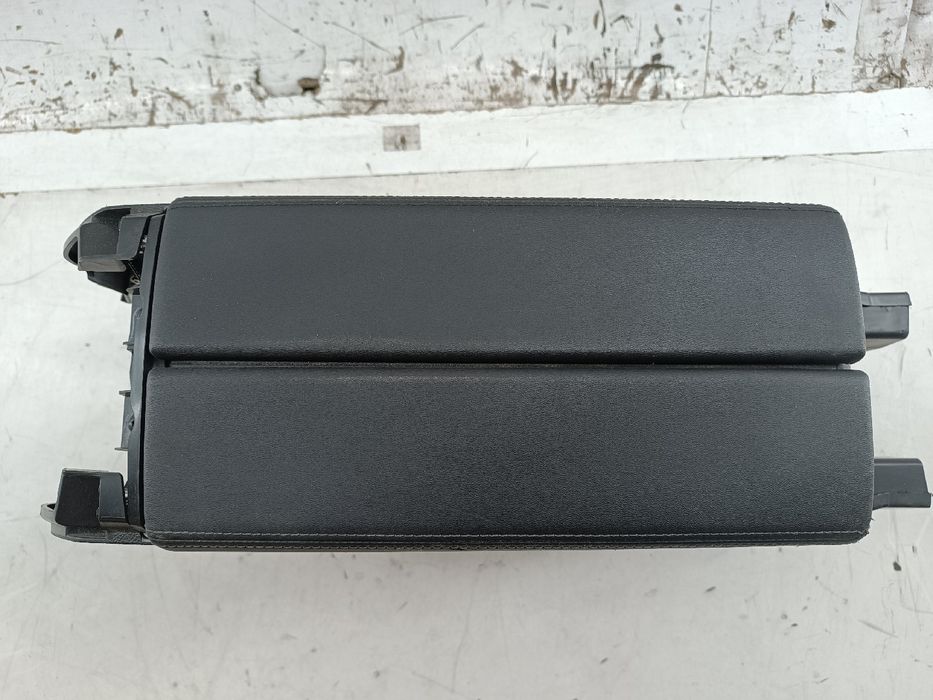 Consola de apoio de braço - PEUGEOT 308 III