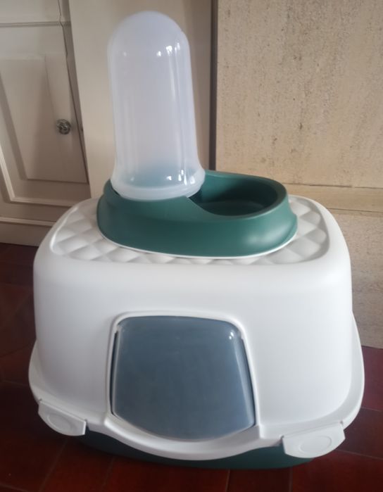 Caixa de areia + Bebedouro/Comedouro