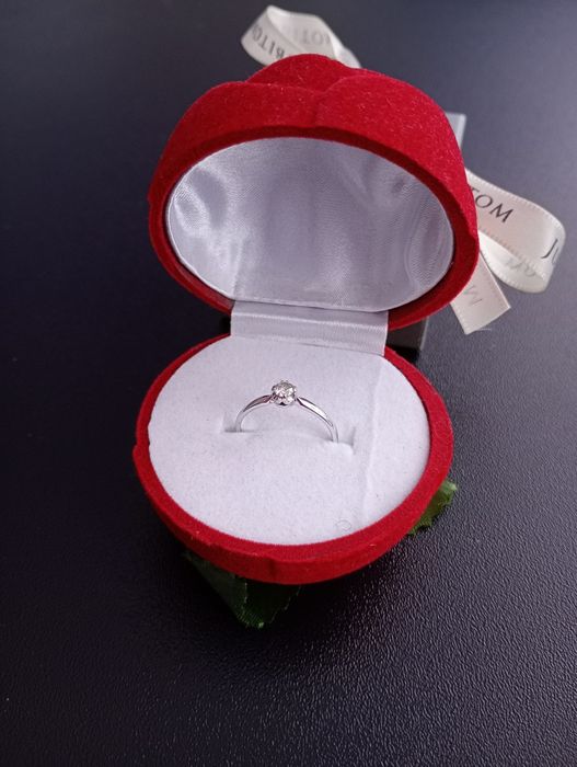 50% TANIEJ! Pierścionek brylant 0,18 ct białe złoto pr.585 CERTYFIKAT