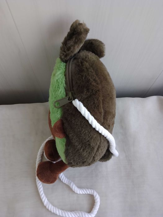 сумочка детская меховая " Авокадо- Заяц"16х25х13см  новая красивая