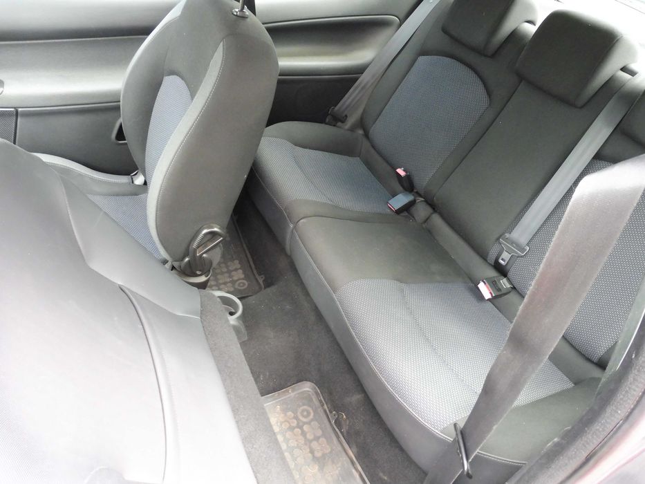 Peugeot 206 plus w bdb stanie tylko 144 tys km