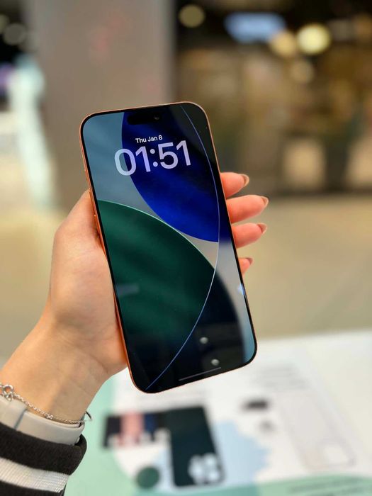 iPhone 17 Pro 256 GB Cosmic Orange - jak nowy!
