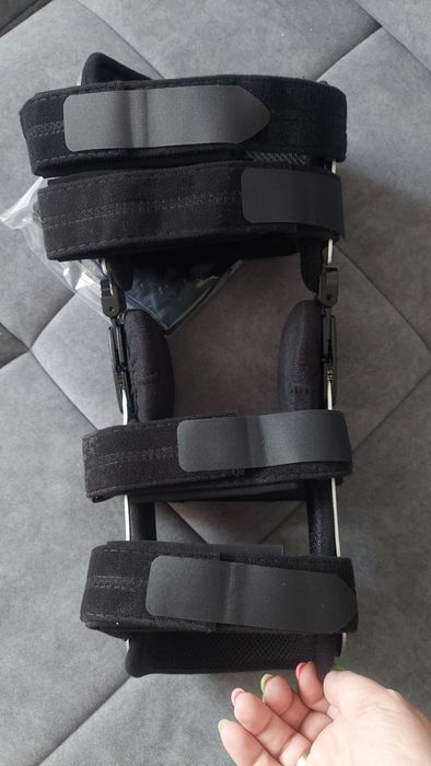 Orteza na lewe kolano