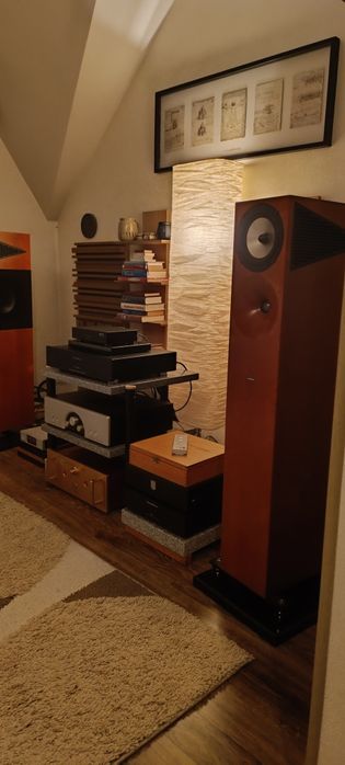 ---Amphion Xenon---