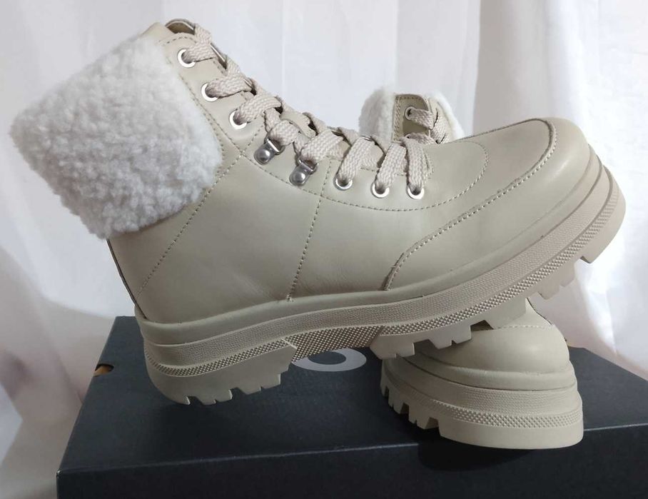 Boss Foster Botas cor bege claro Tam 41