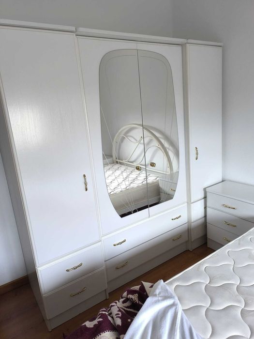 Mobilia de quarto completa