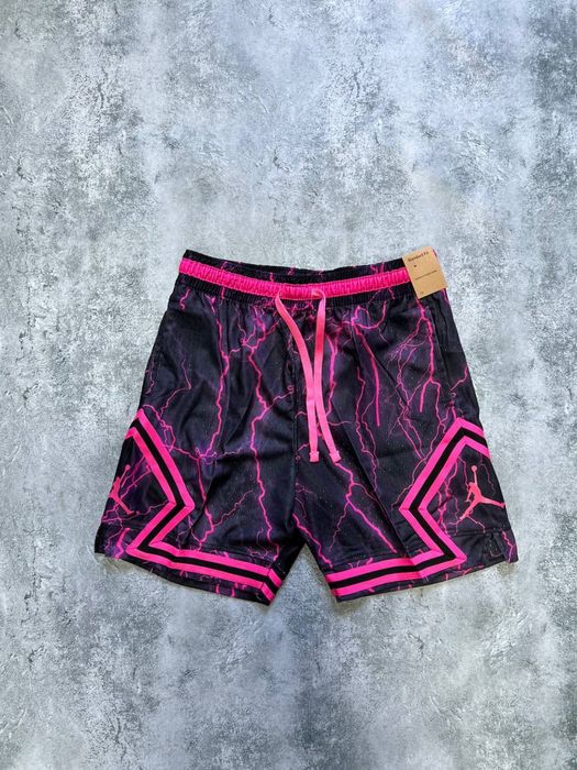 Продам шорти Jordan Diamond