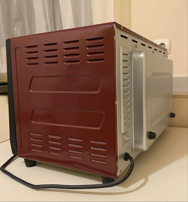 Електрична піч Grunhelm GN351ARC - 35л, 1800 Вт, конвекція, гриль